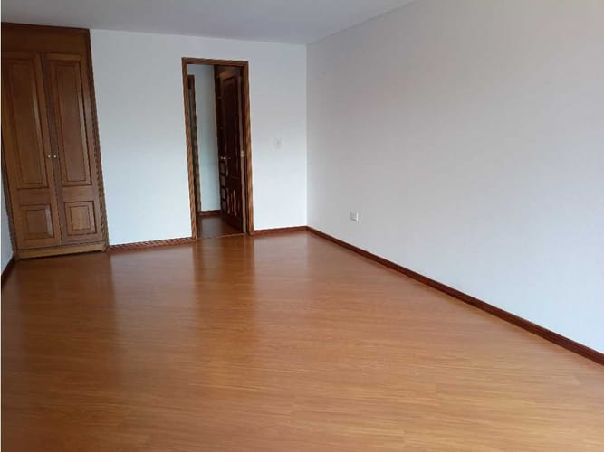 Apartamento de 3 alcobas en venta en Chico, Bogotá, 145 m² · foto 15 de 23