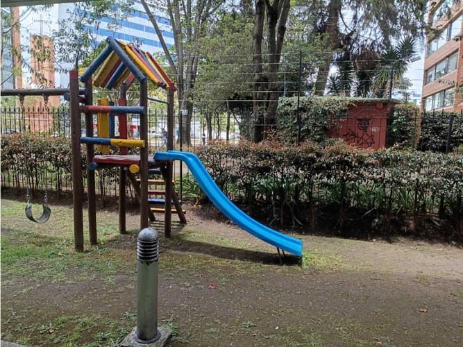 Apartamento de 3 alcobas en venta en Chico, Bogotá, 145 m² · foto 21 de 23