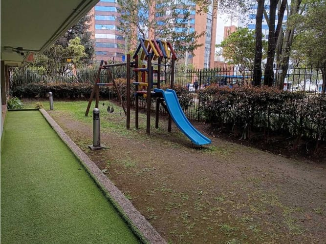 Apartamento de 3 alcobas en venta en Chico, Bogotá, 145 m² · foto 22 de 23
