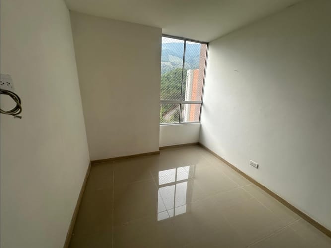 Apartamento de 3 alcobas en arriendo en Niquia, Bello, 74 m² · foto 7 de 15