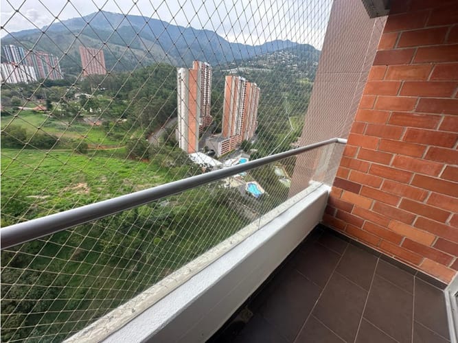 Apartamento de 3 alcobas en arriendo en Niquia, Bello, 74 m² · foto 13 de 15