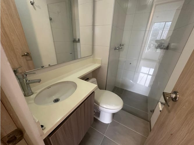 Apartamento de 3 alcobas en arriendo en Niquia, Bello, 74 m² · foto 14 de 15