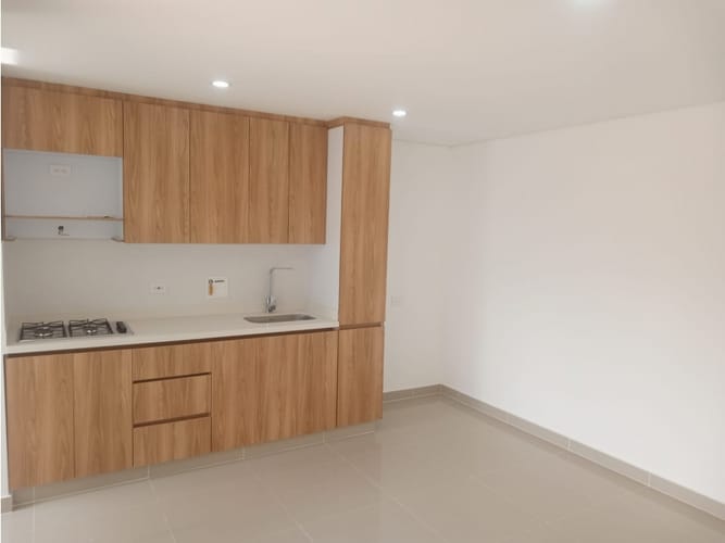 Apartamento de 2 alcobas en venta en Calle Larga, Sabaneta, 56 m² · foto 3 de 12