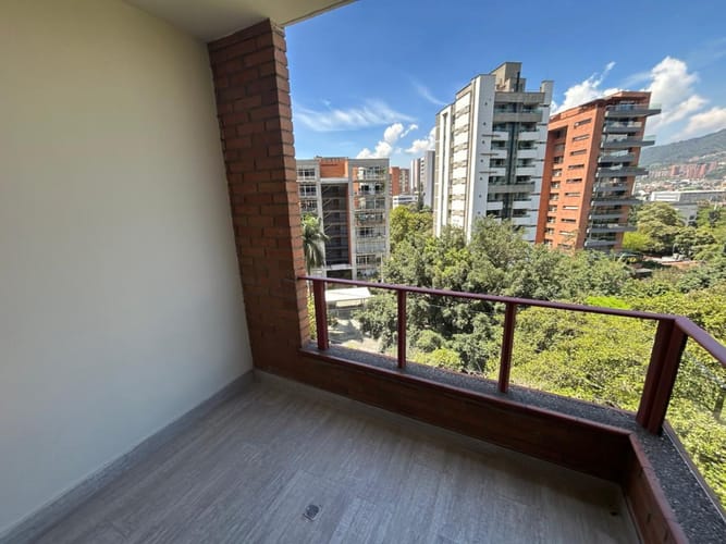 Apartaestudio en arriendo en Santa Maria De Los Angeles, Medellín, 58 m² · foto 7 de 13