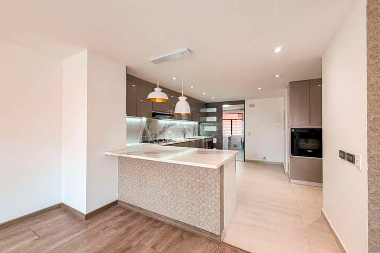 Apartamento de 2 alcobas en venta en Chico Norte, Bogotá, 160 m² · foto 8 de 18