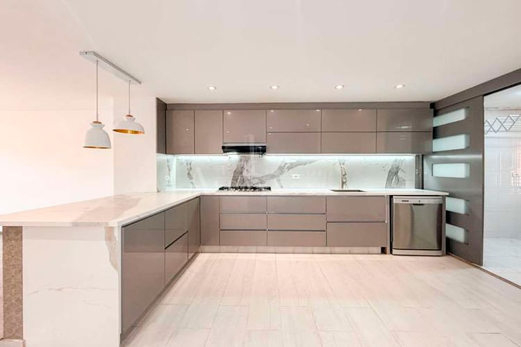 Apartamento de 2 alcobas en venta en Chico Norte, Bogotá, 160 m² · foto 9 de 18