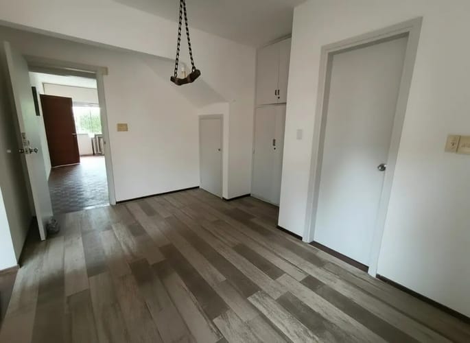 Divina Casa, Aquiler, 4 Dormitorios Con Garaje, Luminosa En Una Ubicación Privilegiada Y Segura De Carrasco. · Photo 3