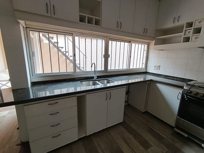 Divina Casa, Aquiler, 4 Dormitorios Con Garaje, Luminosa En Una Ubicación Privilegiada Y Segura De Carrasco. · Photo 6