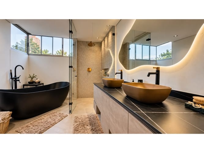 Apartamento de 3 alcobas en arriendo en El Poblado, Medellín, 267 m² · foto 17 de 24