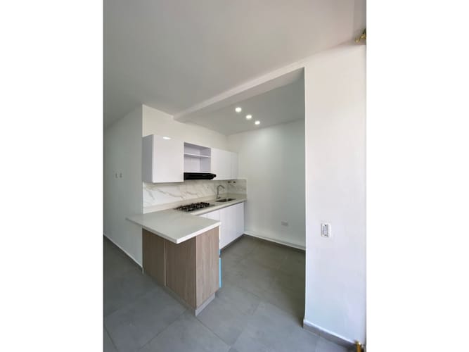 Apartamento de 3 alcobas en arriendo en San Gabriel, Bello, 62 m² · foto 2 de 13