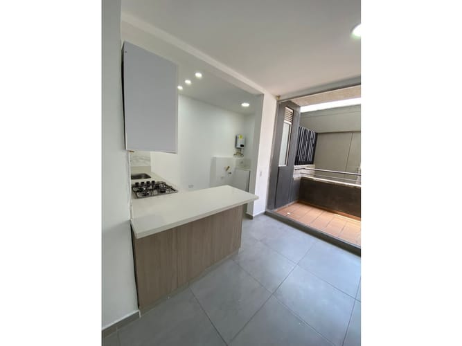 Apartamento de 3 alcobas en arriendo en San Gabriel, Bello, 62 m² · foto 5 de 13
