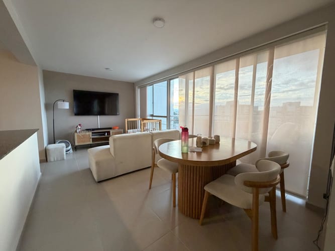 Apartamento de 3 alcobas en venta en Abadías, Floridablanca, 90 m² · foto 8 de 24