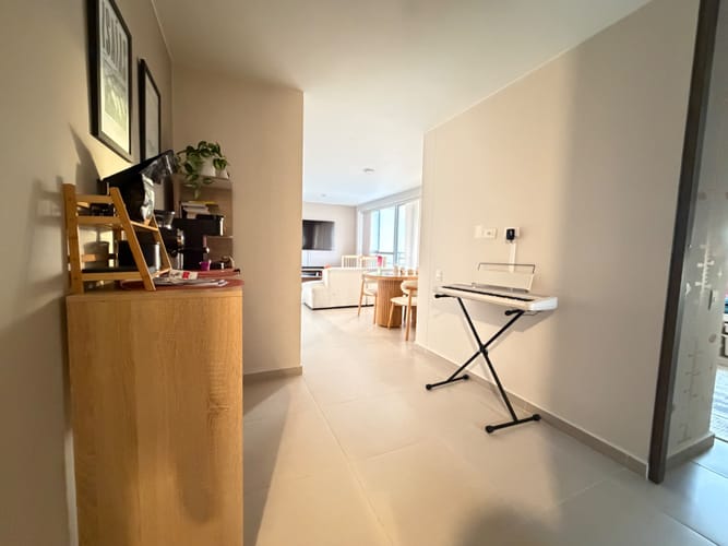 Apartamento de 3 alcobas en venta en Abadías, Floridablanca, 90 m² · foto 2 de 24