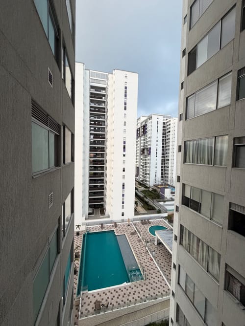 Apartamento de 3 alcobas en venta en Abadías, Floridablanca, 90 m² · foto 22 de 24