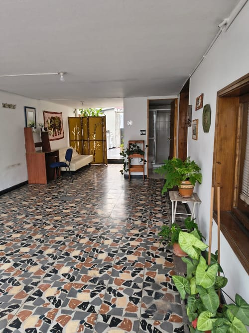 Casa de 7 alcobas en arriendo en Las Americas, Bogotá, 200 m² · foto 15 de 15