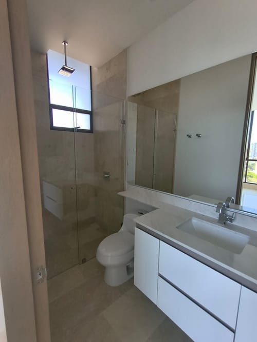 Apartamento de 3 alcobas en arriendo en Riomar, Barranquilla, 305 m² · foto 18 de 22