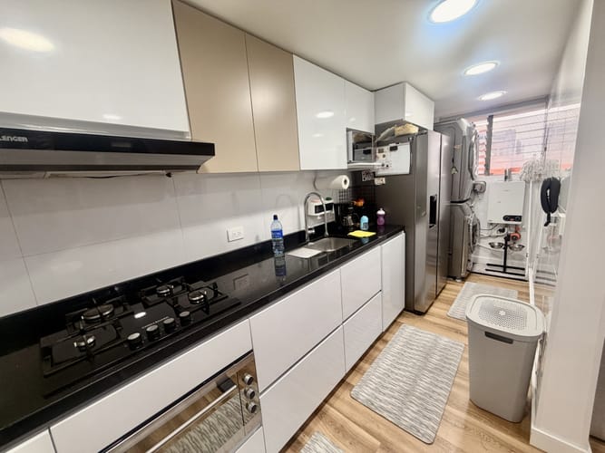 Apartamento de 3 alcobas en venta en Cedritos, Bogotá, 120 m² · foto 2 de 13