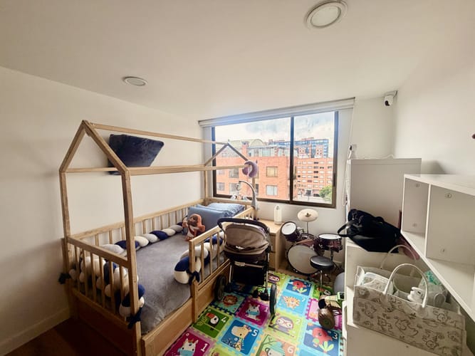 Apartamento de 3 alcobas en venta en Cedritos, Bogotá, 120 m² · foto 4 de 13