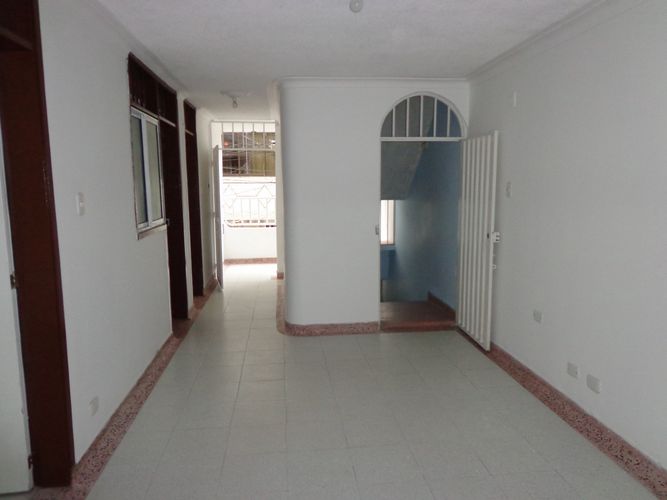 Apartamento de 3 alcobas en venta en C. Torres De Monterredondo, Bucaramanga, 73 m² · foto 3 de 14