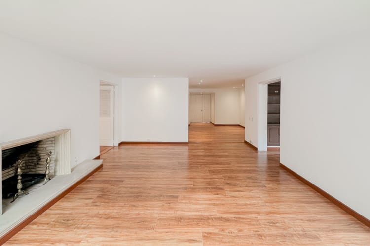 Apartamento de 3 alcobas en venta en Bosque Medina, Bogotá, 211 m² · foto 2 de 23