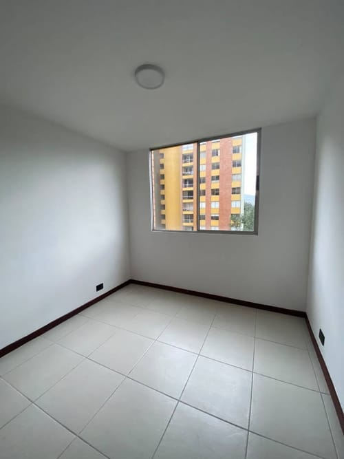 Apartamento de 2 alcobas en arriendo en La Aguacatala, Medellín, 80 m² · foto 6 de 17