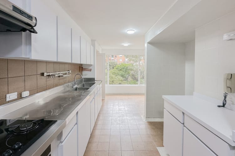 Apartamento de 3 alcobas en venta en Bosque Medina, Bogotá, 211 m² · foto 6 de 23