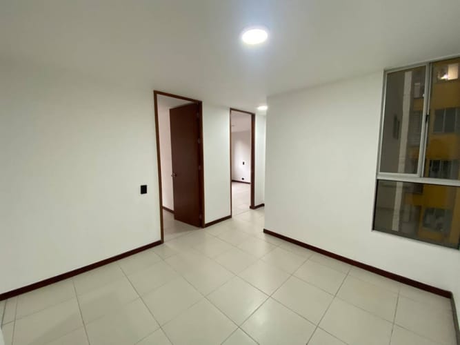 Apartamento de 2 alcobas en arriendo en La Aguacatala, Medellín, 80 m² · foto 8 de 17