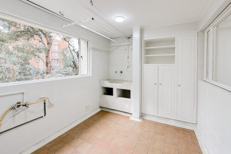 Apartamento de 3 alcobas en venta en Bosque Medina, Bogotá, 211 m² · foto 7 de 23
