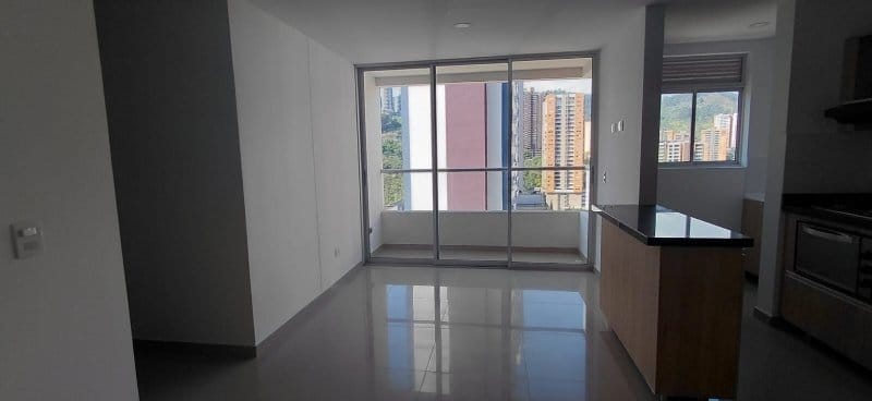 Apartamento de 3 alcobas en arriendo en Loma De La Doctora, Sabaneta, 70 m² · foto 3 de 16