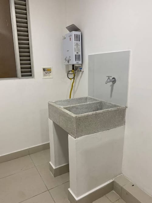 Apartamento de 2 alcobas en arriendo en La Aguacatala, Medellín, 80 m² · foto 16 de 17