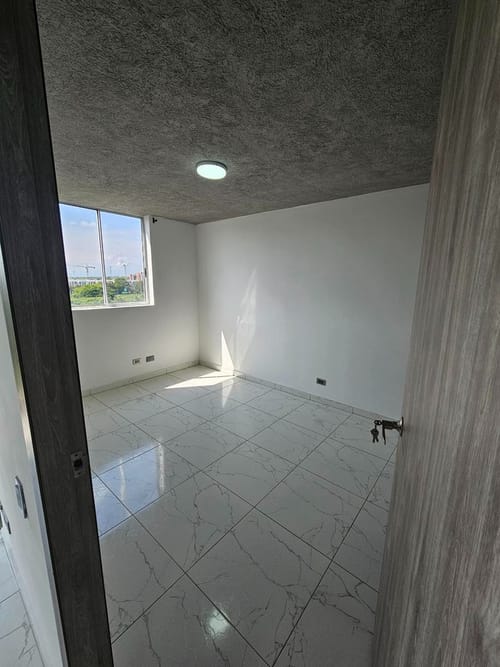 Apartamento de 2 alcobas en arriendo en Bochalema, Cali, 65 m² · foto 11 de 17