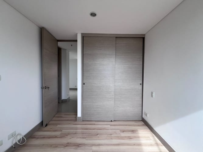 Apartamento de 3 alcobas en arriendo en El Poblado, Medellín, 133 m² · foto 14 de 18