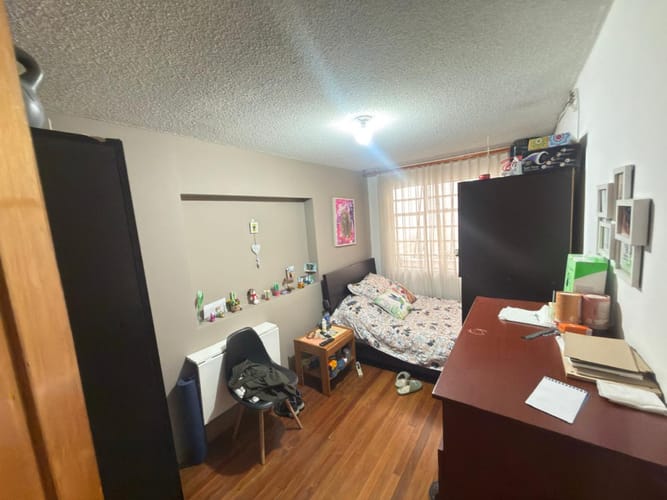 Casa de 6 alcobas en venta en Gustavo Restrepo, Bogotá, 252 m² · foto 9 de 24