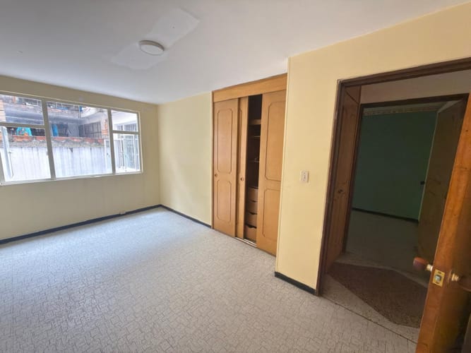 Casa de 6 alcobas en venta en Gustavo Restrepo, Bogotá, 252 m² · foto 22 de 24