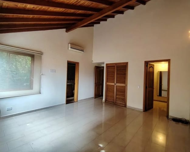 Casa de 3 alcobas en venta en El Poblado, Medellín, 220 m² · foto 6 de 19