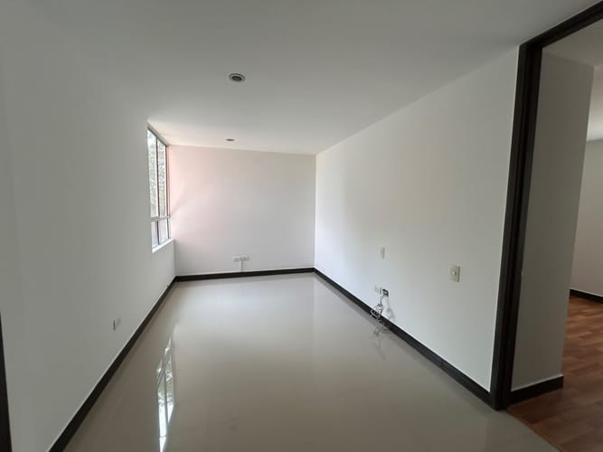 Apartamento de 3 alcobas en arriendo en Bellavista, Cali, 160 m² · foto 16 de 24