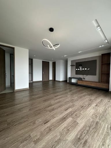 Apartamento de 3 alcobas en arriendo en Los Balsos, Medellín, 130 m² · foto 12 de 24