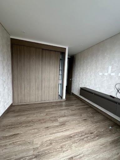 Apartamento de 3 alcobas en arriendo en Los Balsos, Medellín, 130 m² · foto 13 de 24