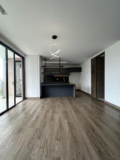 Apartamento de 3 alcobas en arriendo en Los Balsos, Medellín, 130 m² · foto 19 de 24