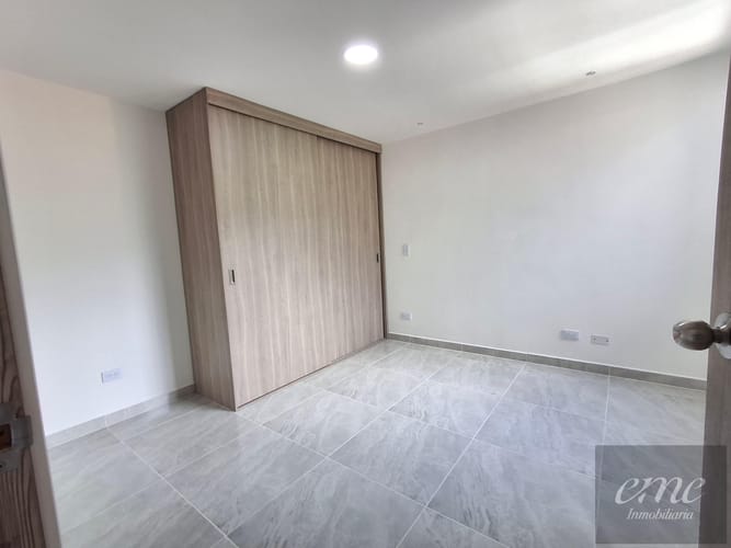 Apartamento de 3 alcobas en arriendo en La Primavera, Bello, 60 m² · foto 2 de 21