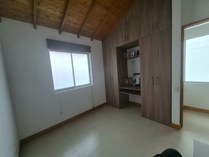 Apartamento de 3 alcobas en arriendo en Rionegro, 125 m² · foto 4 de 9