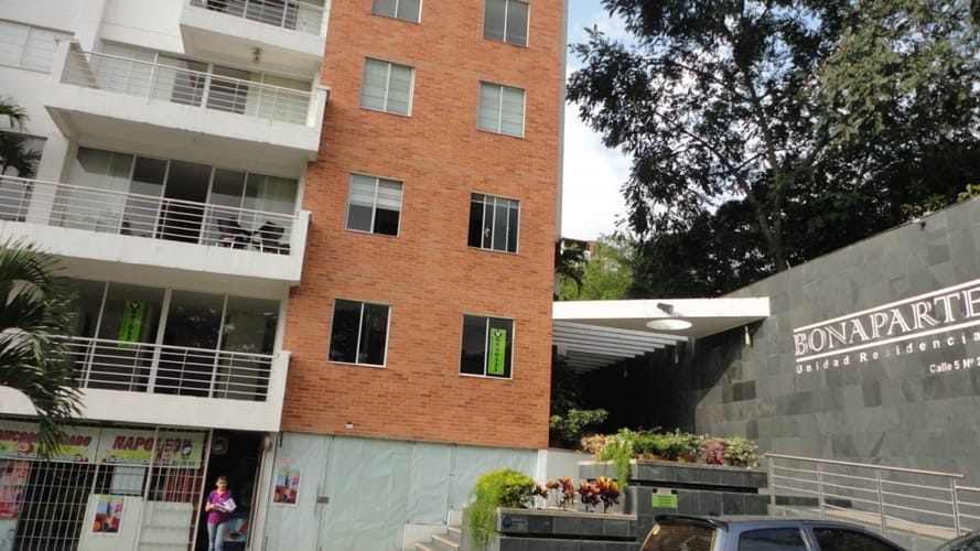 Apartamento de 3 alcobas en arriendo en Casco Antiguo - Floridablanca, Floridablanca, 75 m² · foto 2 de 19