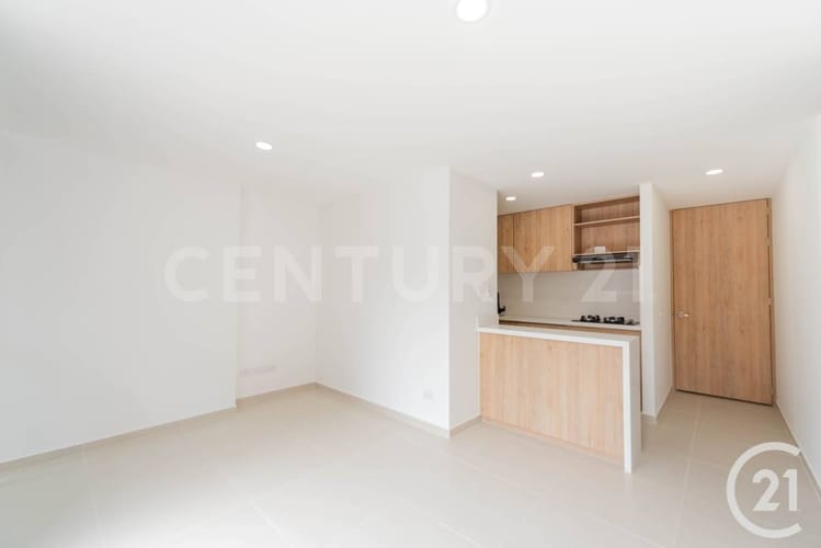 Apartamento de 3 alcobas en venta en Camino Verde, Envigado, 65 m² · foto 2 de 19