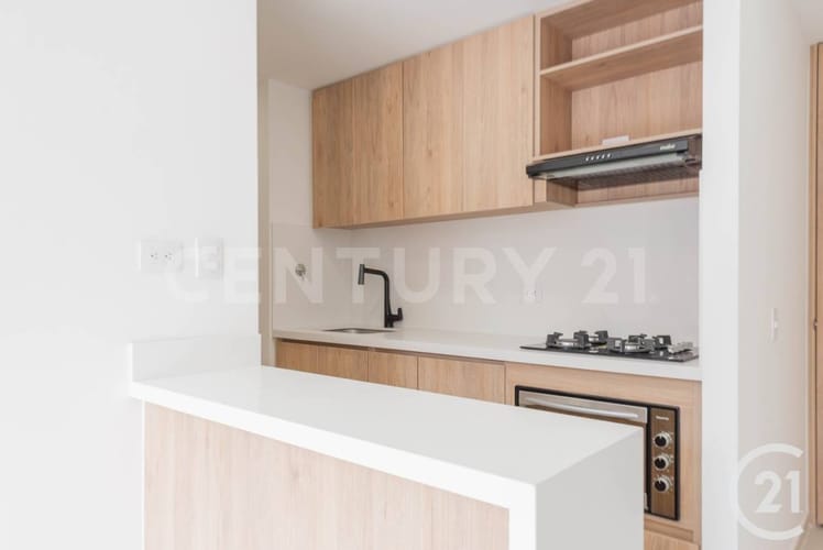 Apartamento de 3 alcobas en venta en Camino Verde, Envigado, 65 m² · foto 3 de 19