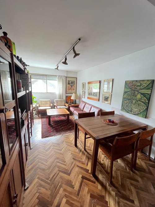 VENDA APARTAMENTO CENTRO MUY BIEN UBICADO 3 DORMITORIOS AMPLIOS BUENA COCINA PLACARES.MUY SOELADO!