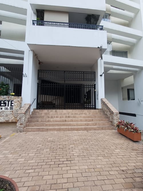 Apartamento de 3 alcobas en venta en San Pedro, Cali, 147 m² · foto 13 de 15