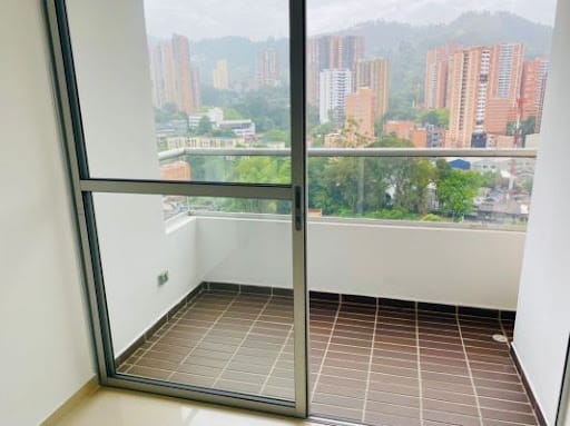 Apartamento de 3 alcobas en arriendo en Parque Residencial La Sabana, Sabaneta, 65 m² · foto 22 de 24