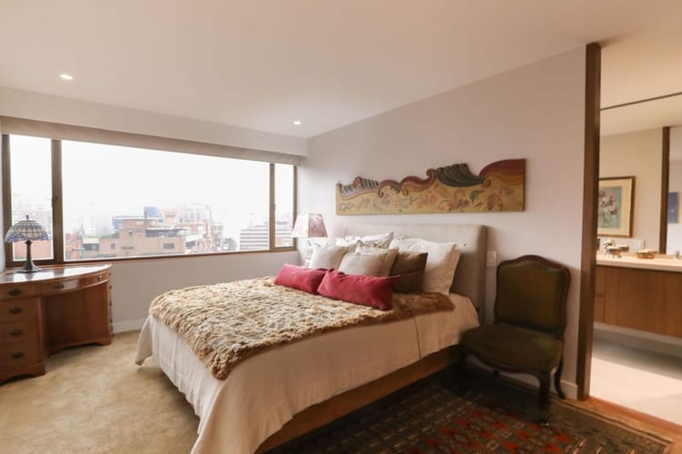 Apartamento de 3 alcobas en arriendo en El Nogal, Bogotá, 321 m² · foto 18 de 20