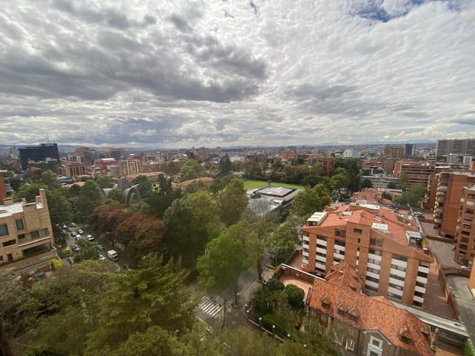 Apartamento de 3 alcobas en arriendo en El Nogal, Bogotá, 321 m² · foto 5 de 20