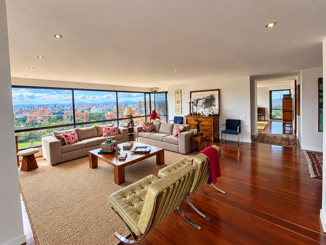 Apartamento de 3 alcobas en arriendo en El Nogal, Bogotá, 321 m² · foto 2 de 20